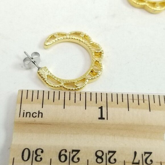 Vintage Wavy Gold Tone Hoop Earrings, Retro 80s 90s Style, Estate - Picture 4 of 5